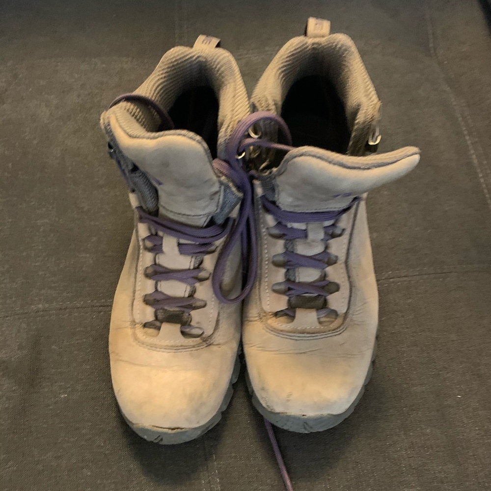 Vasque hiking boots